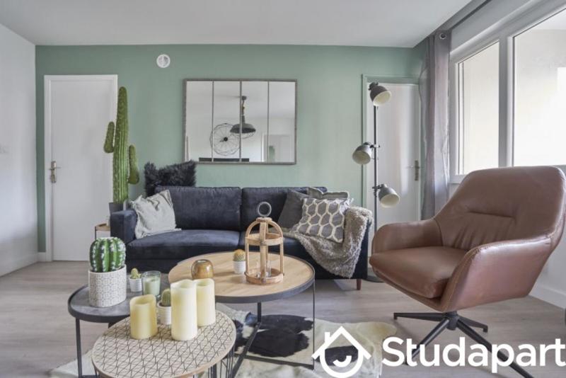 Chambre - 10 m² - 1 pièce