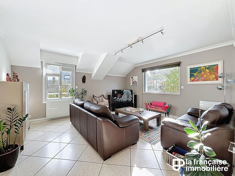 Maison - 145 m² - 6 pièces