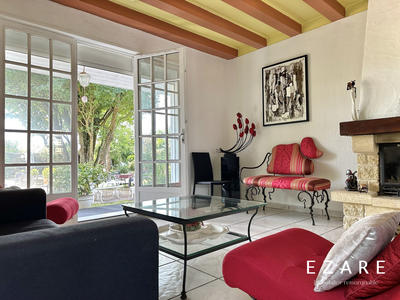 Maison - 161 m² - 7 pièces