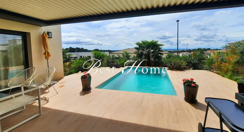 Maison - 140 m² - 6 pièces