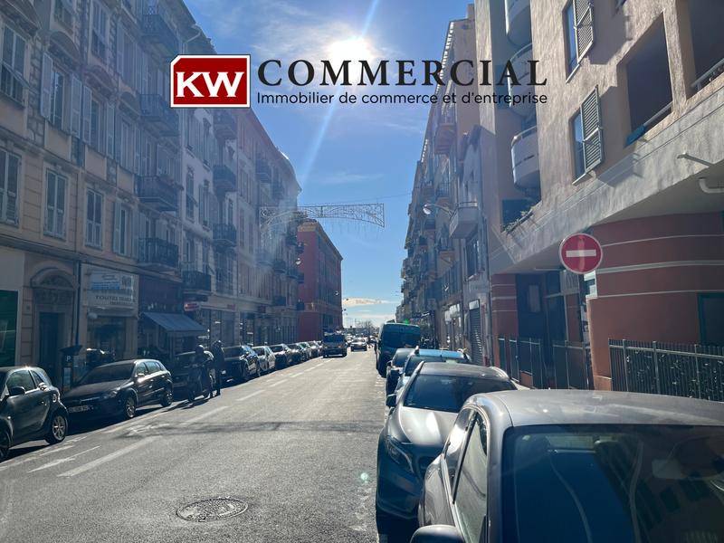 Fonds de commerce - 110 m²