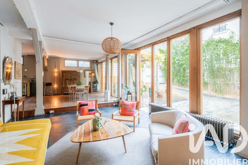 Maison - 310 m² - 8 pièces