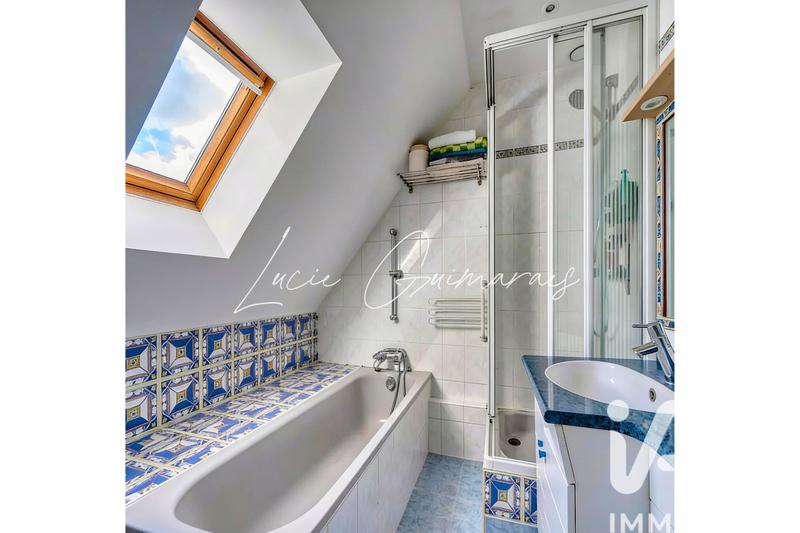 Maison - 145 m² - 6 pièces