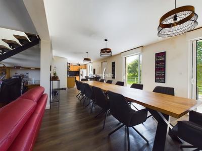Maison - 135 m² - 5 pièces
