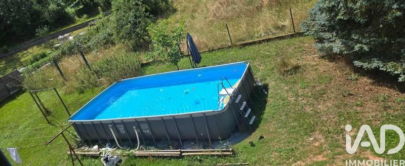 Maison - 202 m² - 9 pièces