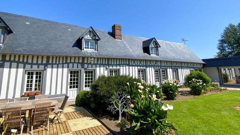 Maison - 180 m² - 5 pièces