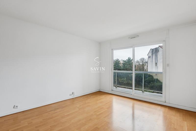 Appartement - 72 m² - 4 pièces