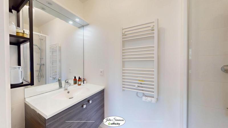 Appartement - 84 m² - 4 pièces