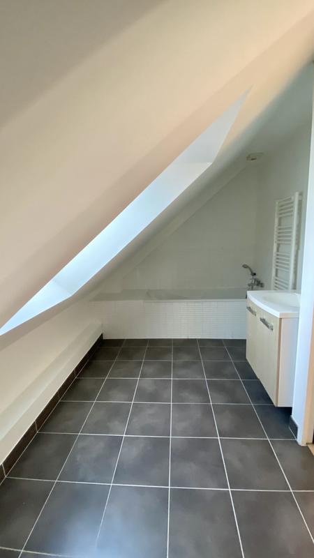 Maison - 92 m² - 6 pièces