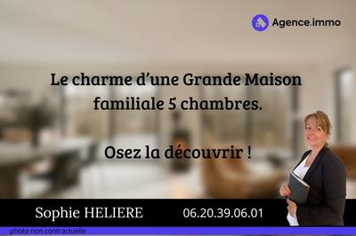 Maison - 232 m² - 8 pièces