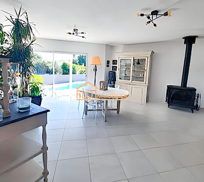 Maison - 128 m² - 4 pièces