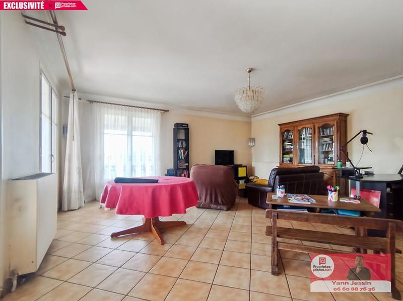 Maison - 180 m² - 6 pièces