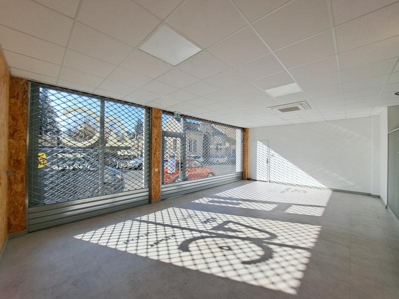 Maison - 335 m² - 7 pièces