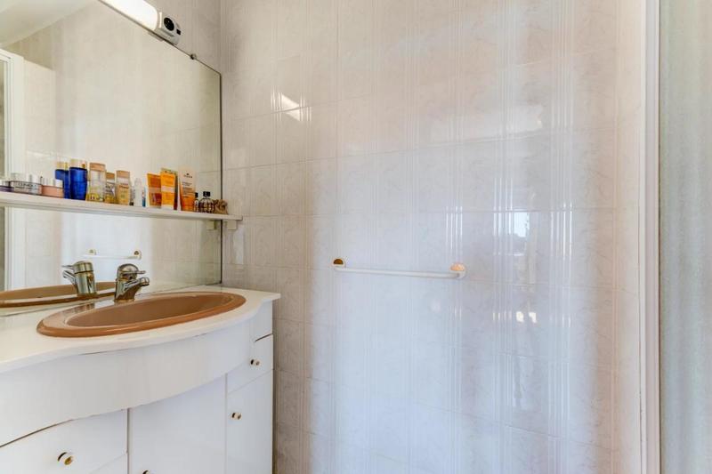 Villa - 304 m² - 7 pièces