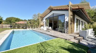 Maison d'architecte - 180 m² - 5 pièces