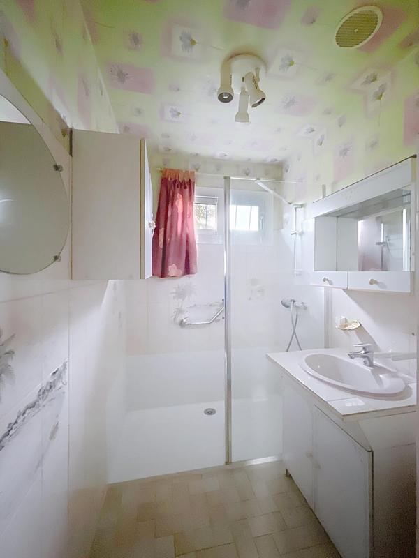 Maison - 96 m² - 5 pièces