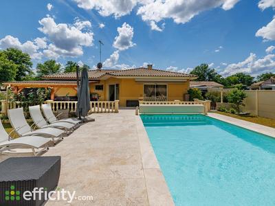 Maison - 120 m² - 6 pièces