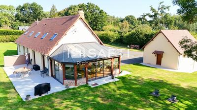 Maison - 130 m² - 4 pièces