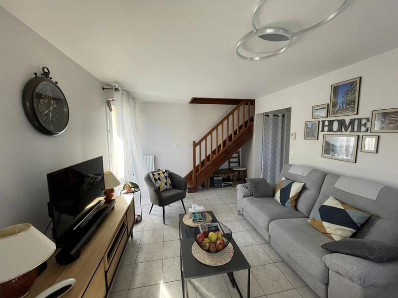 Appartement - 80 m² - 4 pièces