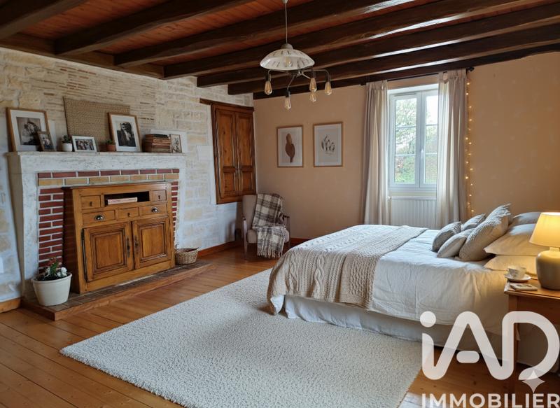 Maison - 186 m² - 7 pièces