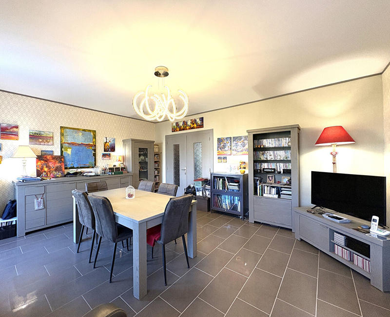 Appartement - 100 m² - 3 pièces