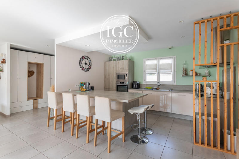 Maison - 110 m² - 5 pièces