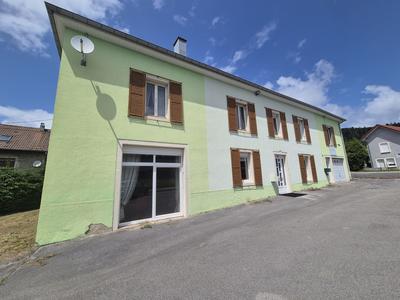 Maison - 300 m² - 11 pièces