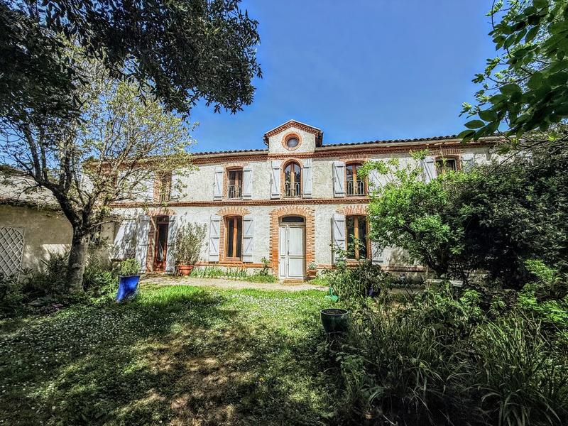 Maison - 200 m² - 5 pièces