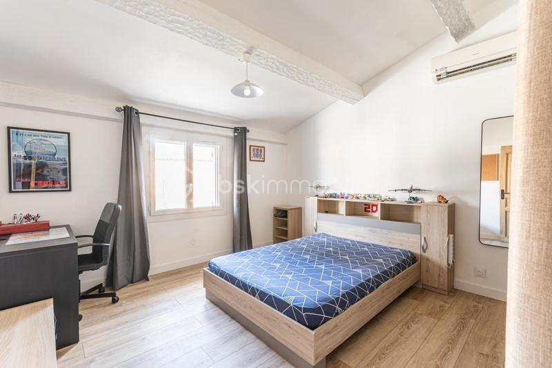 Maison - 196 m² - 7 pièces