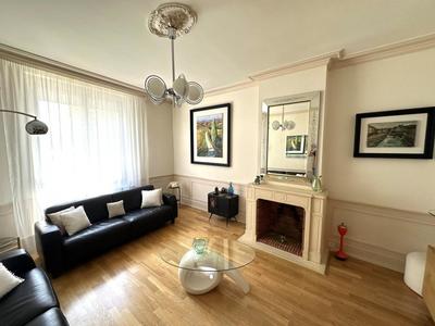 Maison - 424 m² - 13 pièces