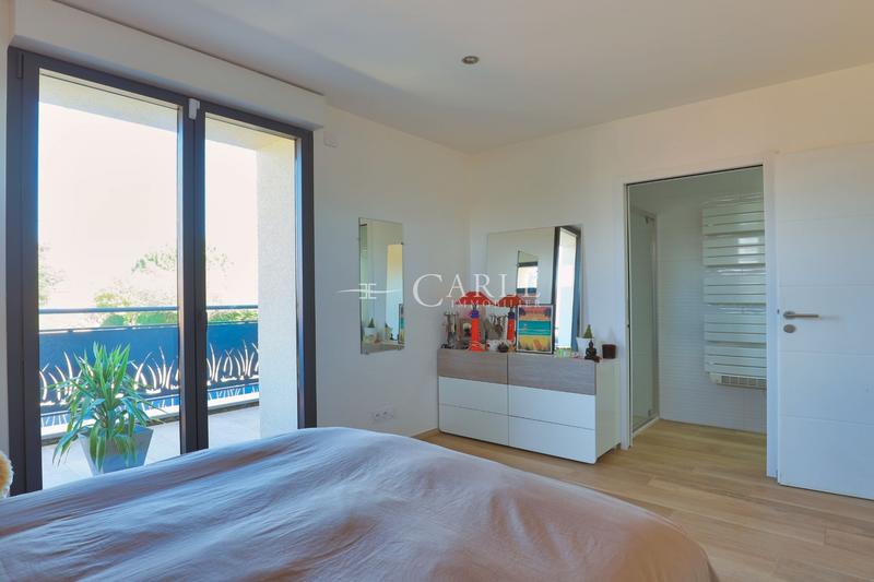 Villa - 197 m² - 7 pièces