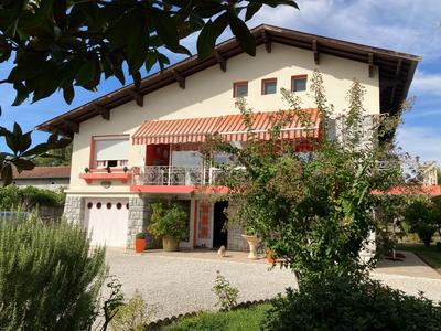 Maison - 146 m² - 4 pièces