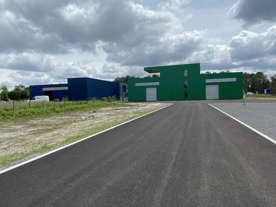 Local d'activité / Entrepôt - 1 500 m²
