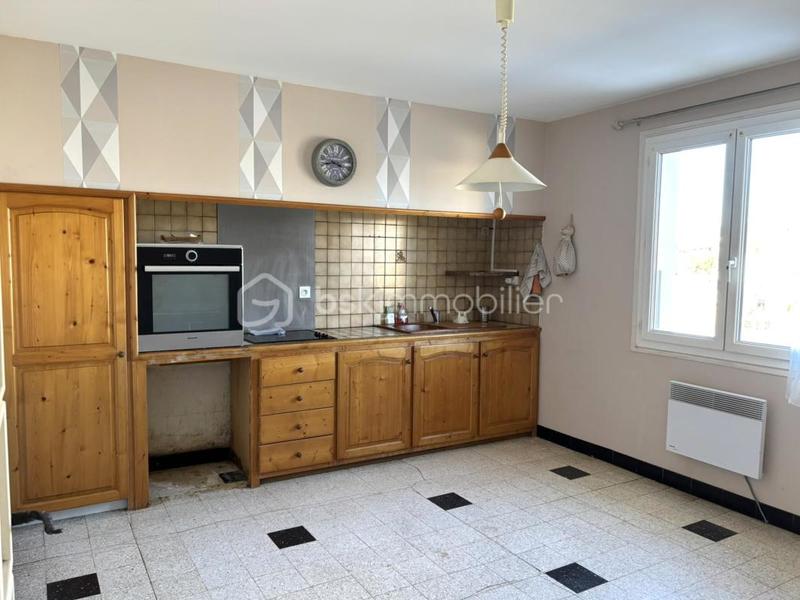 Maison traditionnelle - 175 m² - 7 pièces