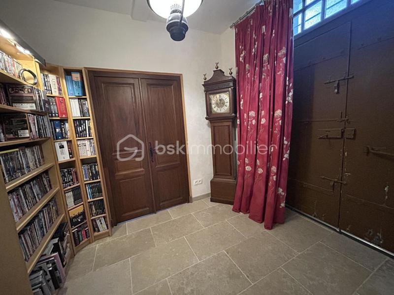 Maison en pierre - 250 m² - 8 pièces