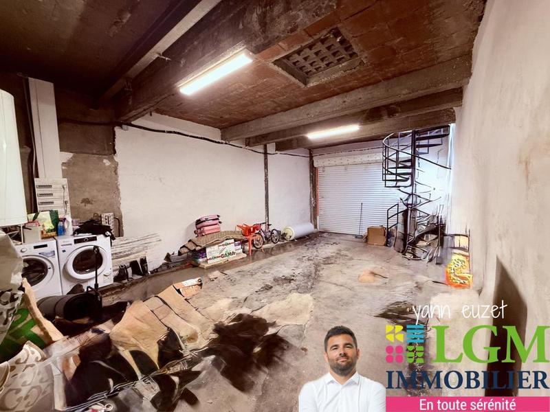 Immeuble - 170 m² - 6 pièces