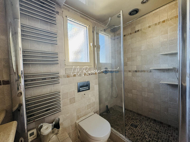 Appartement - 88 m² - 4 pièces