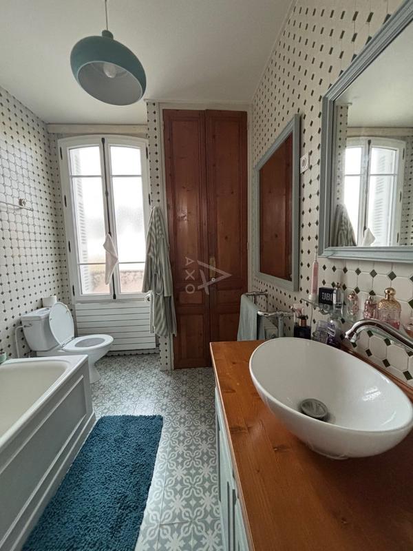 Maison - 120 m² - 5 pièces