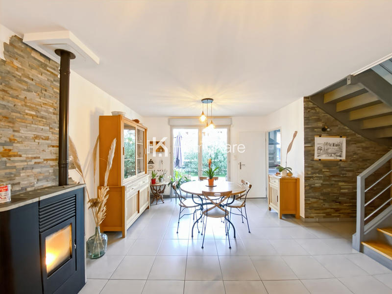 Maison - 80 m² - 4 pièces