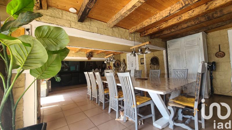 Maison - 260 m² - 8 pièces