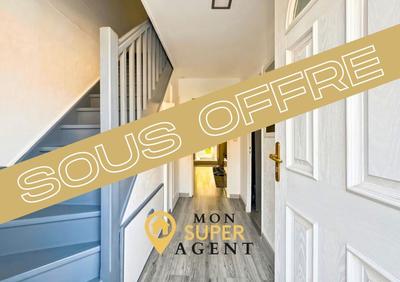 Maison - 96 m² - 5 pièces