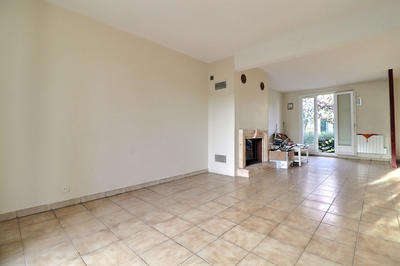 Maison - 91 m² - 5 pièces