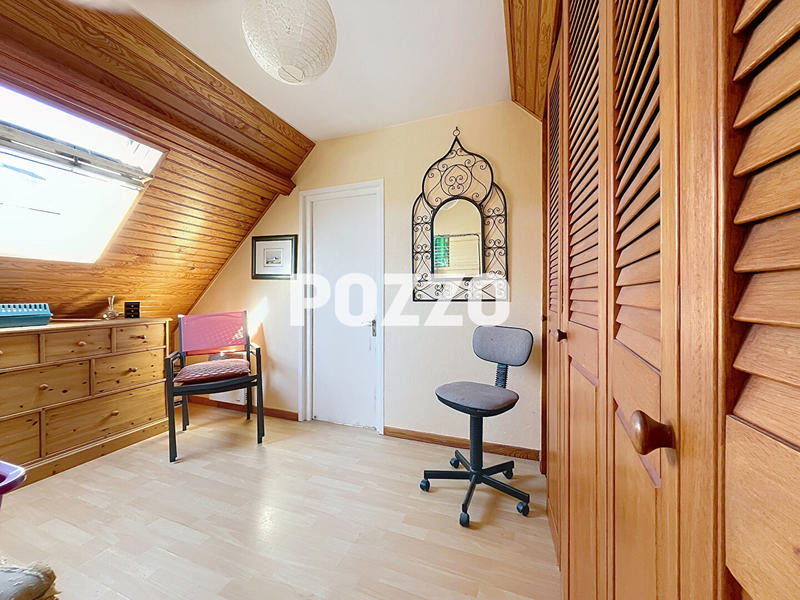 Maison - 90 m² - 5 pièces