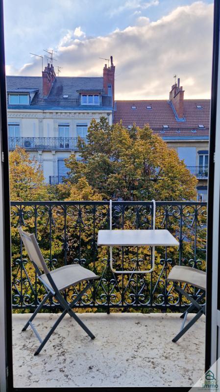 Appartement - 84 m² - 3 pièces