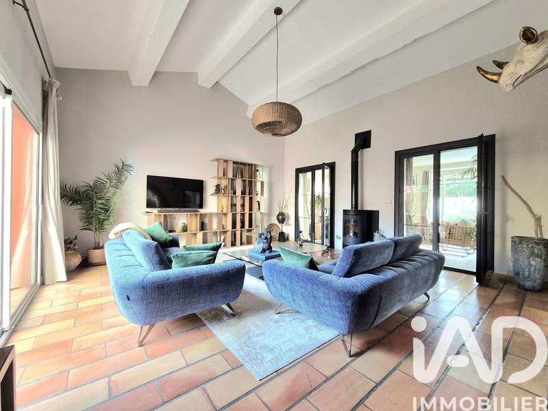 Maison - 180 m² - 5 pièces