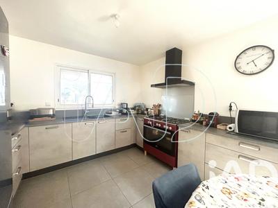 Maison - 104 m² - 5 pièces