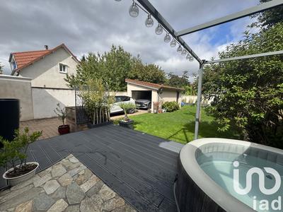 Maison - 90 m² - 6 pièces