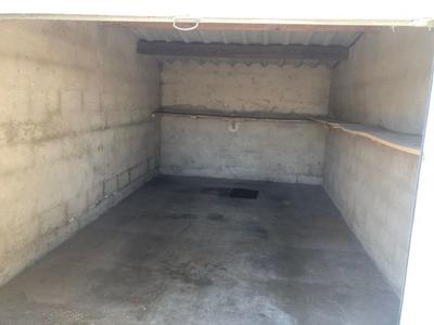 Garage - 13 m²