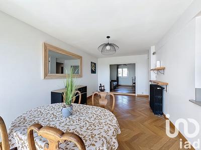 Appartement - 64 m² - 4 pièces