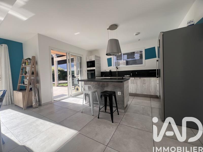 Maison - 153 m² - 7 pièces